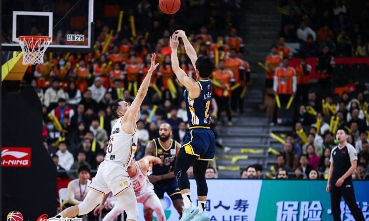 九游下载安装-包含比赛精彩瞬间：封盖、投篮、抢断精彩集锦！的词条