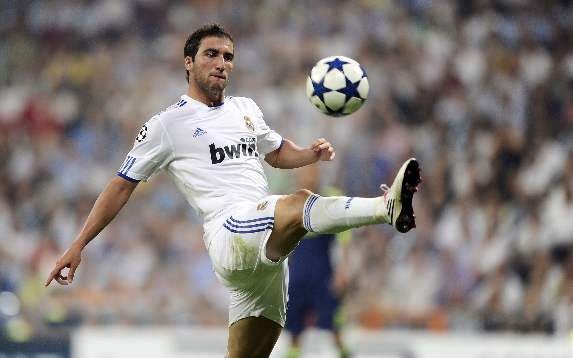 品牌战略布局电竞:多角度、多渠道带来新转机,2019电竞营销品牌研究报告